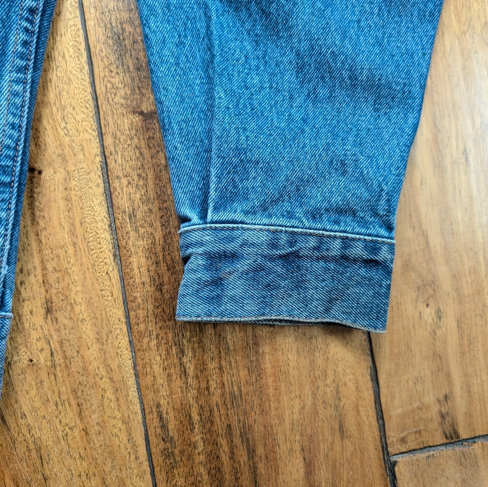 Taz Looney Tunes Denim Jacket (M) - Picture 7 of 9